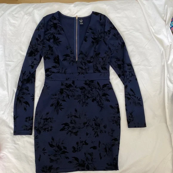 Windsor Dresses | Windsor Sheath Long Sleeve Navy Blue Mini Dress | Color: Black/Blue | Size: L | Pm-76279294's Closet Windsor Dresses | Windsor Sheath Long Sleeve Navy Blue Mini Dress | Color: Black/Blue | Size: L | Pm-76279294's Closet